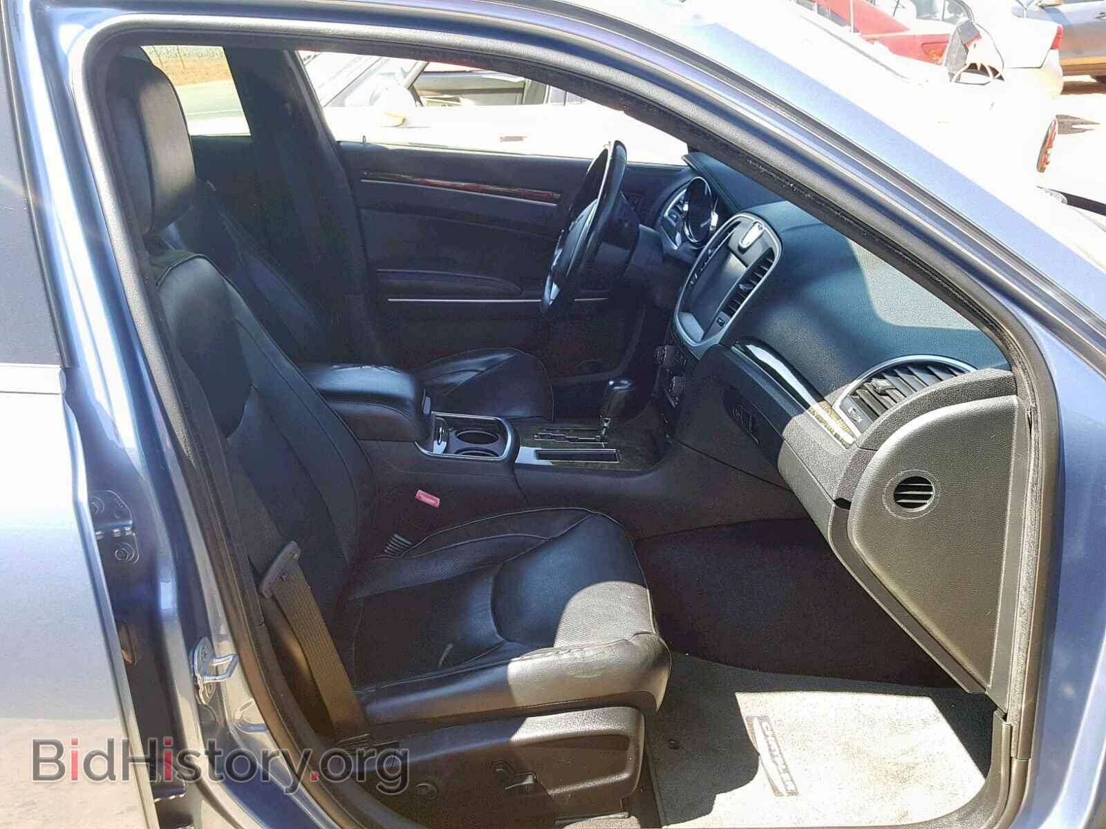 2011 CHRYSLER 300 - VIN: 2C3CA6CT5BH547402 - Фото 5