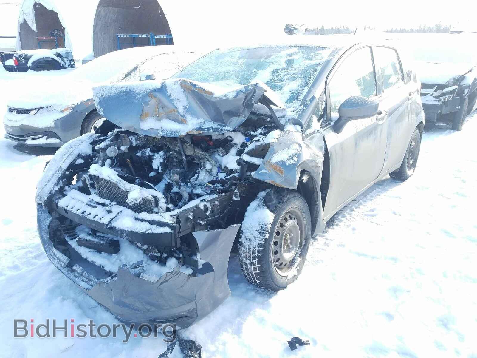 2018 NISSAN VERSA - VIN: 3N1CE2CP7JL366435 - Photo 2