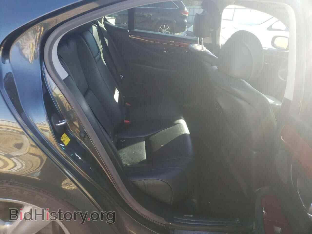 2011 LEXUS LS460 - VIN: JTHBL5EF6B5106192 - Photo 6