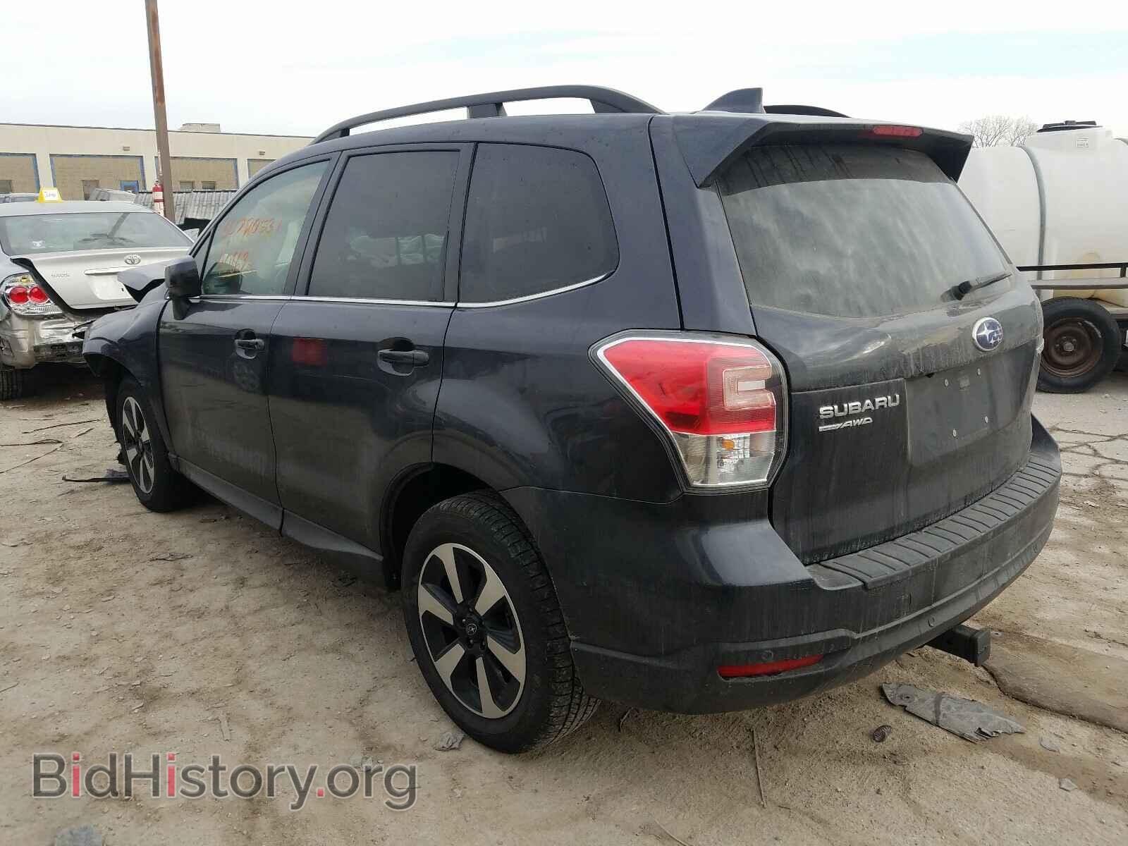 2018 SUBARU FORESTER - VIN: JF2SJARC4JH617026 - Фото 3