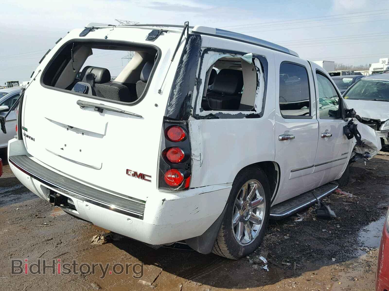 2011 GMC YUKON - VIN: 1GKS2EEF4BR201884 - Фото 4