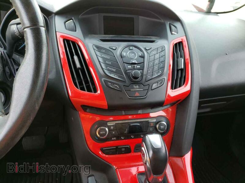 2012 Ford FOCUS (VIN 1FAHP3H26CL226669) — photo 9 of 10