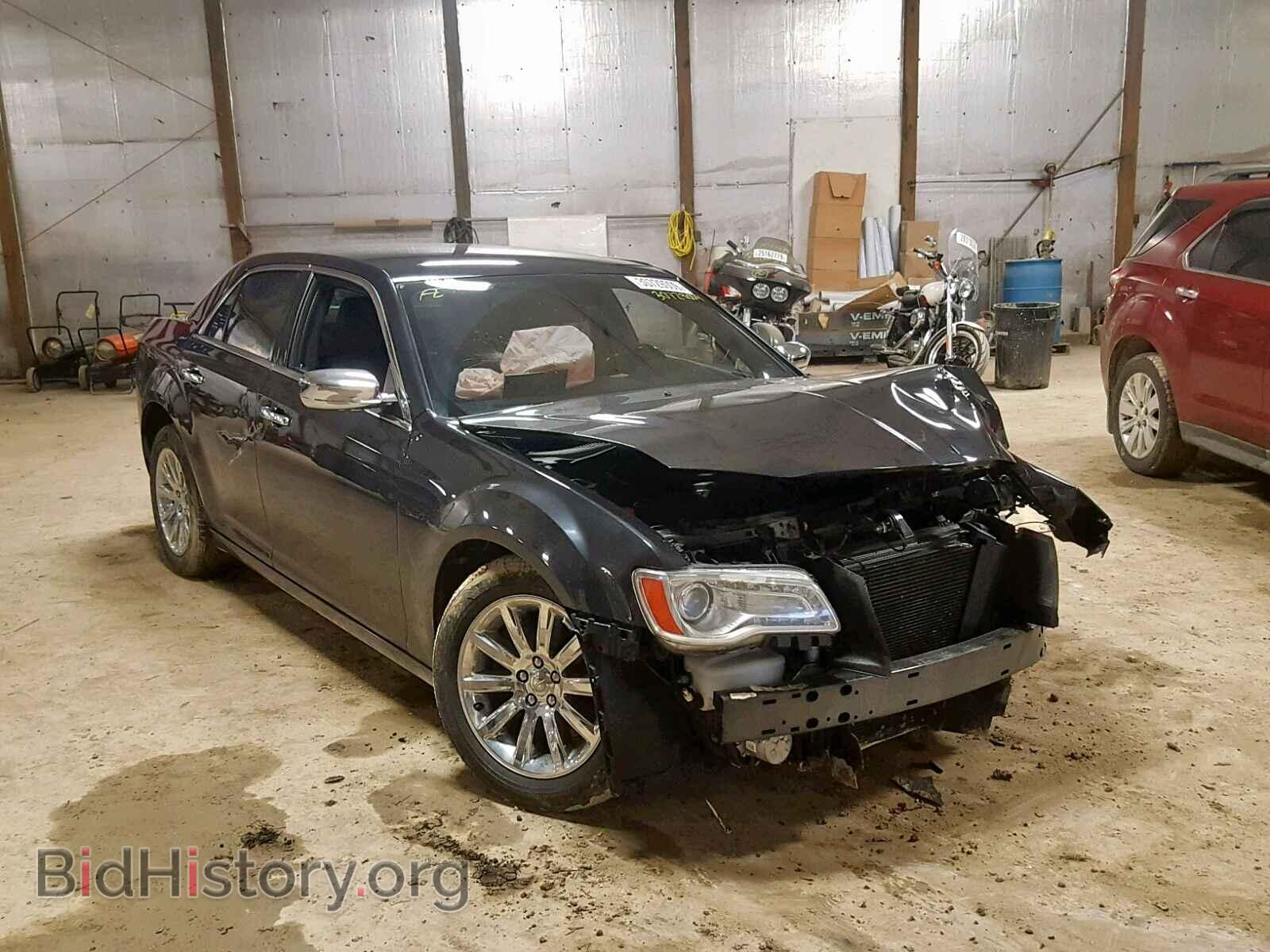Photo 2C3CA6CTXBH523788 - CHRYSLER 300 2011