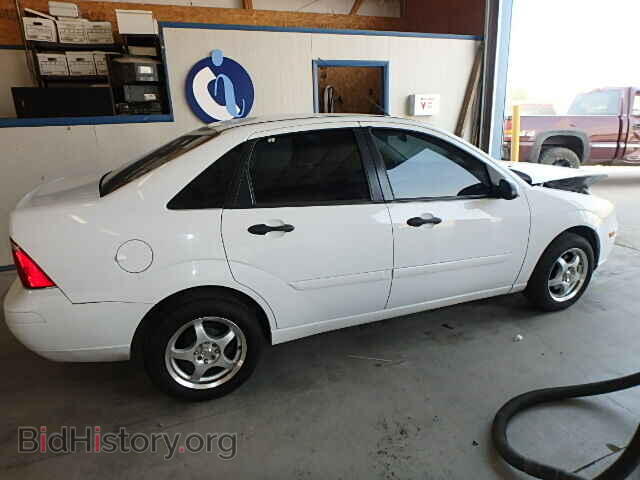 2005 FORD FOCUS - VIN: 1FAFP34N75W289210 - Фото 10