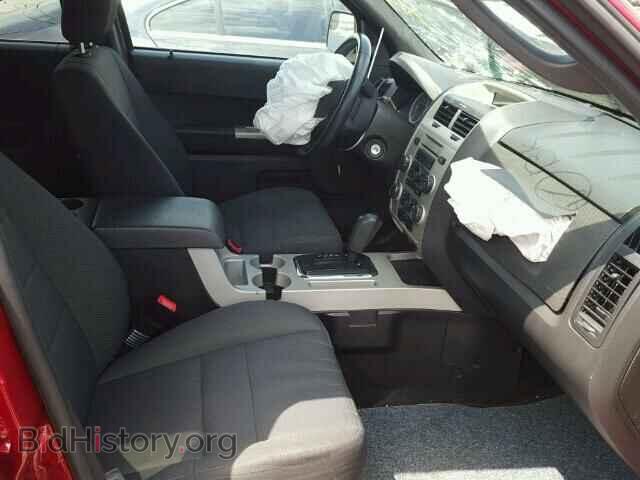 2011 FORD ESCAPE - VIN: 1FMCU0D77BKA73782 - Photo 5