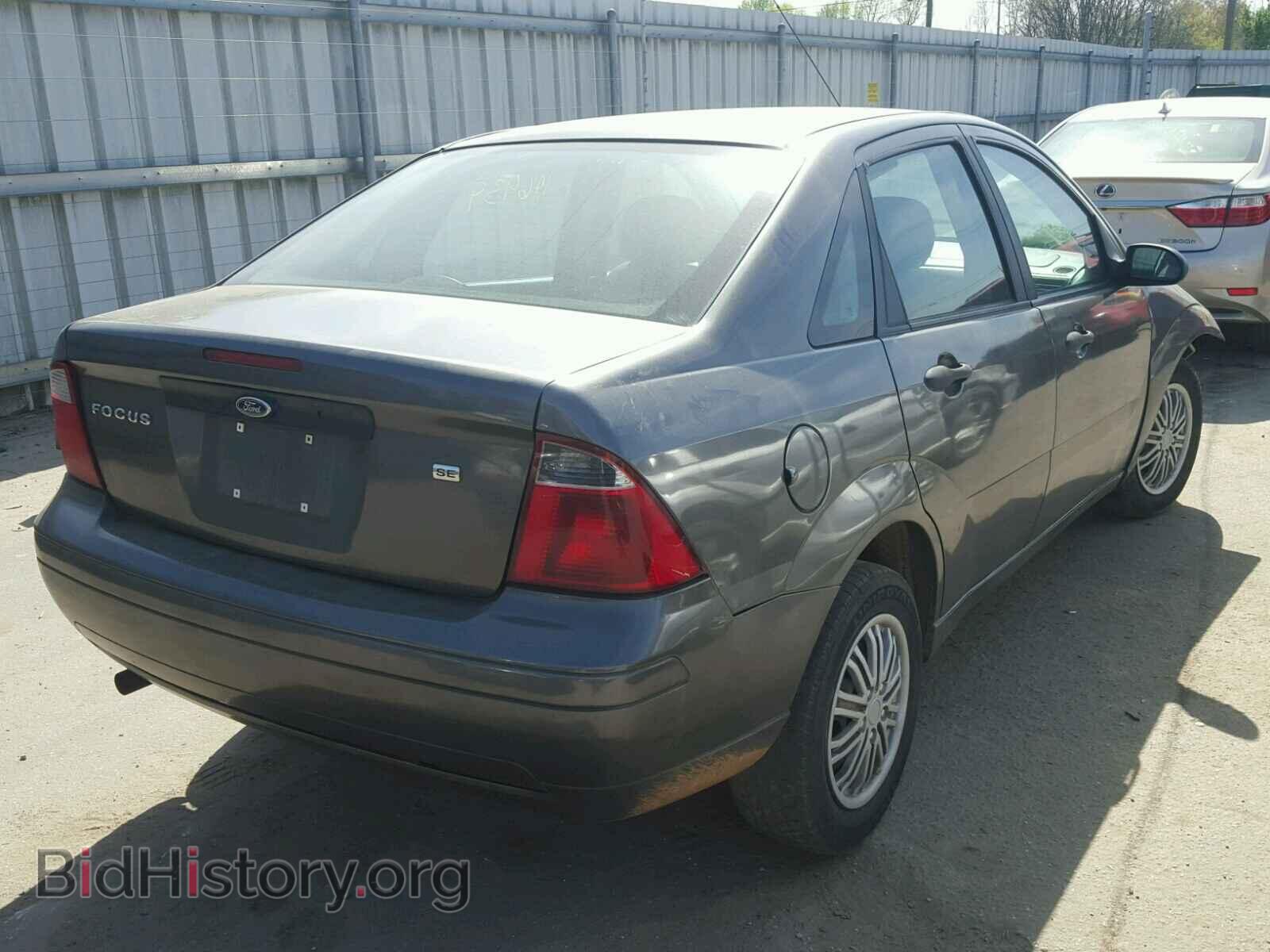 2007 FORD FOCUS - VIN: 1FAFP34N07W289231 - Photo 4