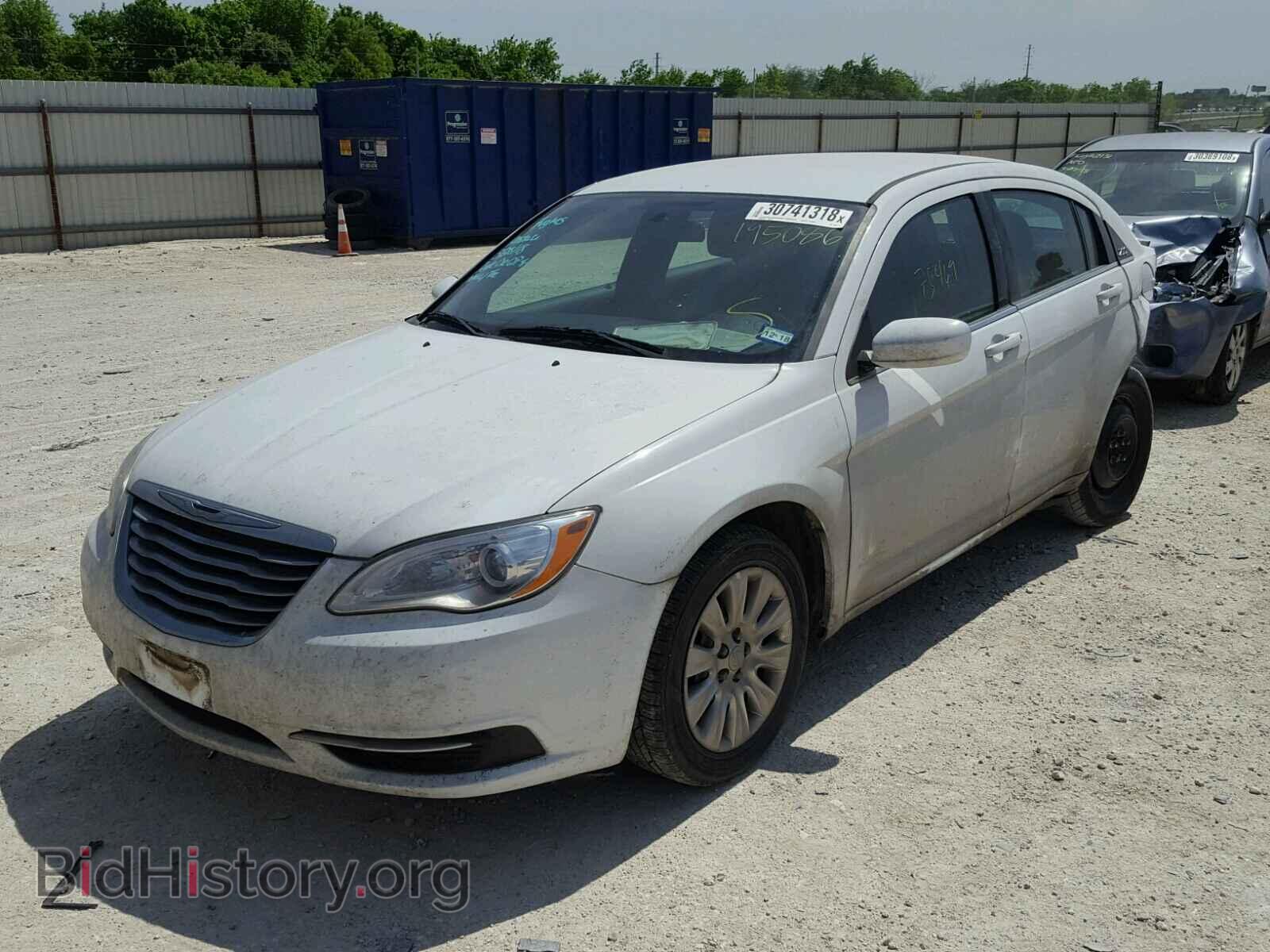 2014 CHRYSLER 200 - VIN: 1C3CCBAB1EN195086 - Фото 2