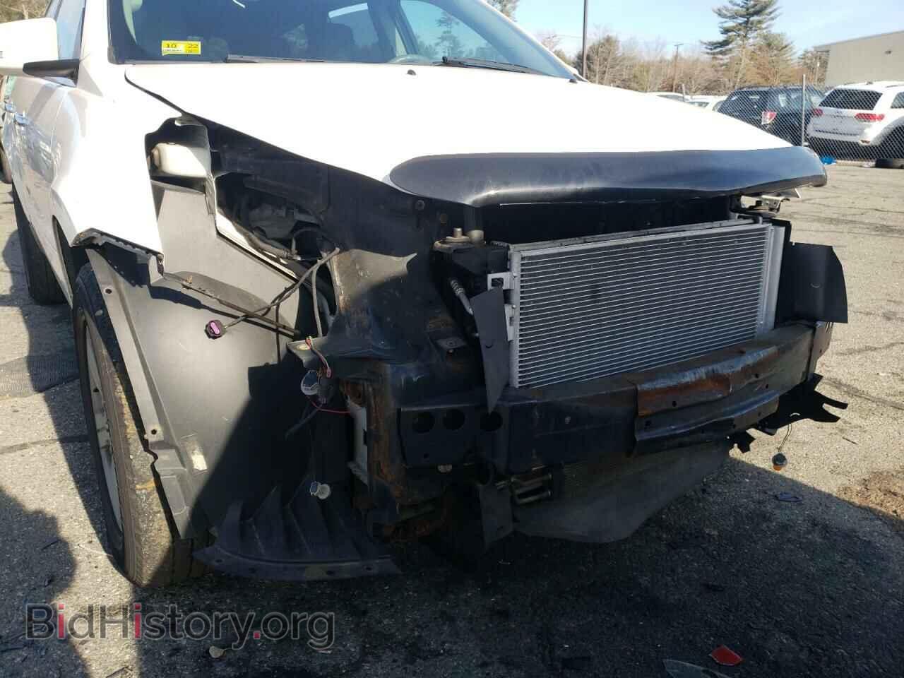 2011 CHEVROLET TRAVERSE - VIN: 1GNKVJED1BJ323604 - Фото 9