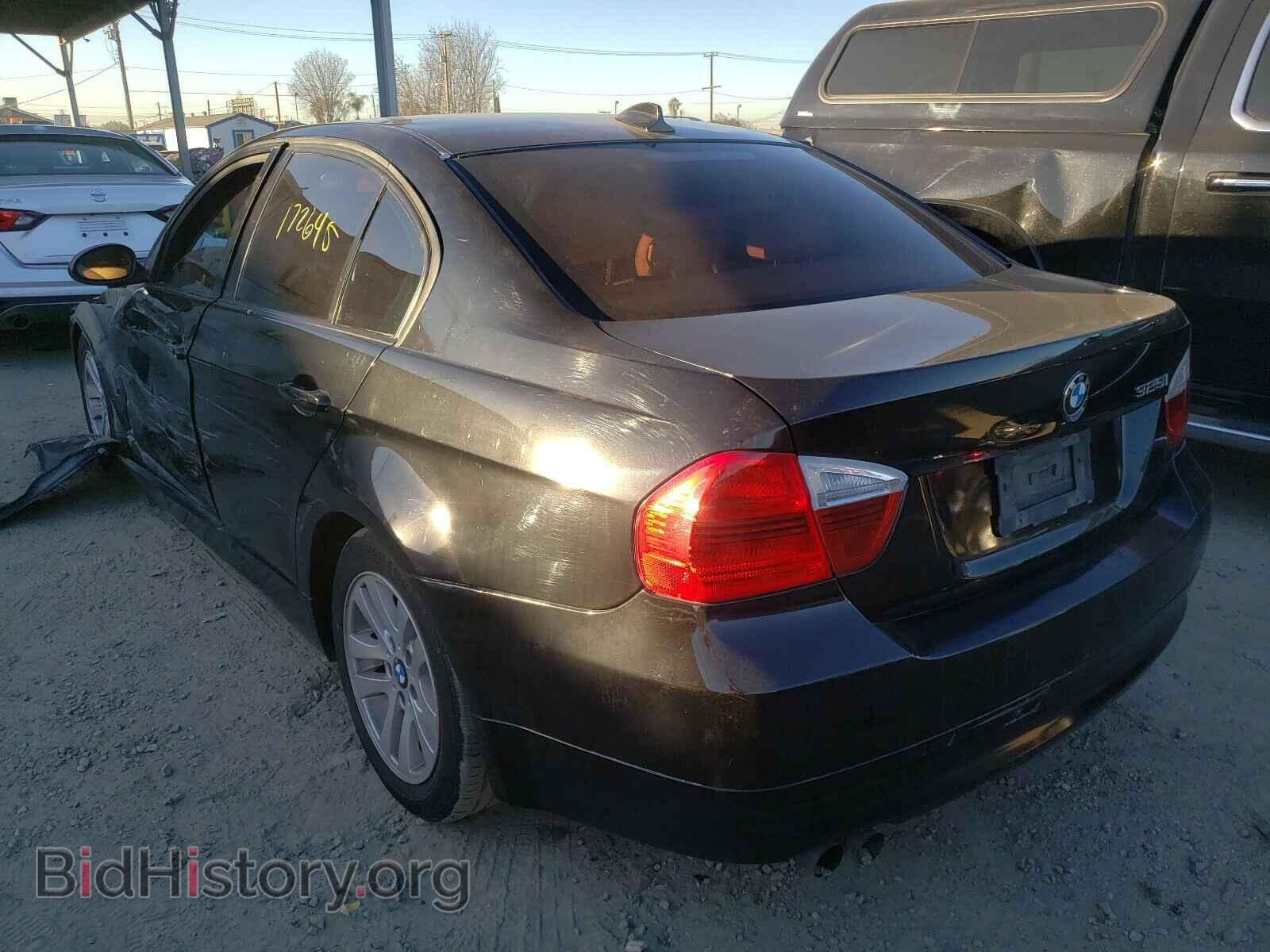 2006 BMW 3 SERIES - VIN: WBAVB13556KR62320 - Фото 3