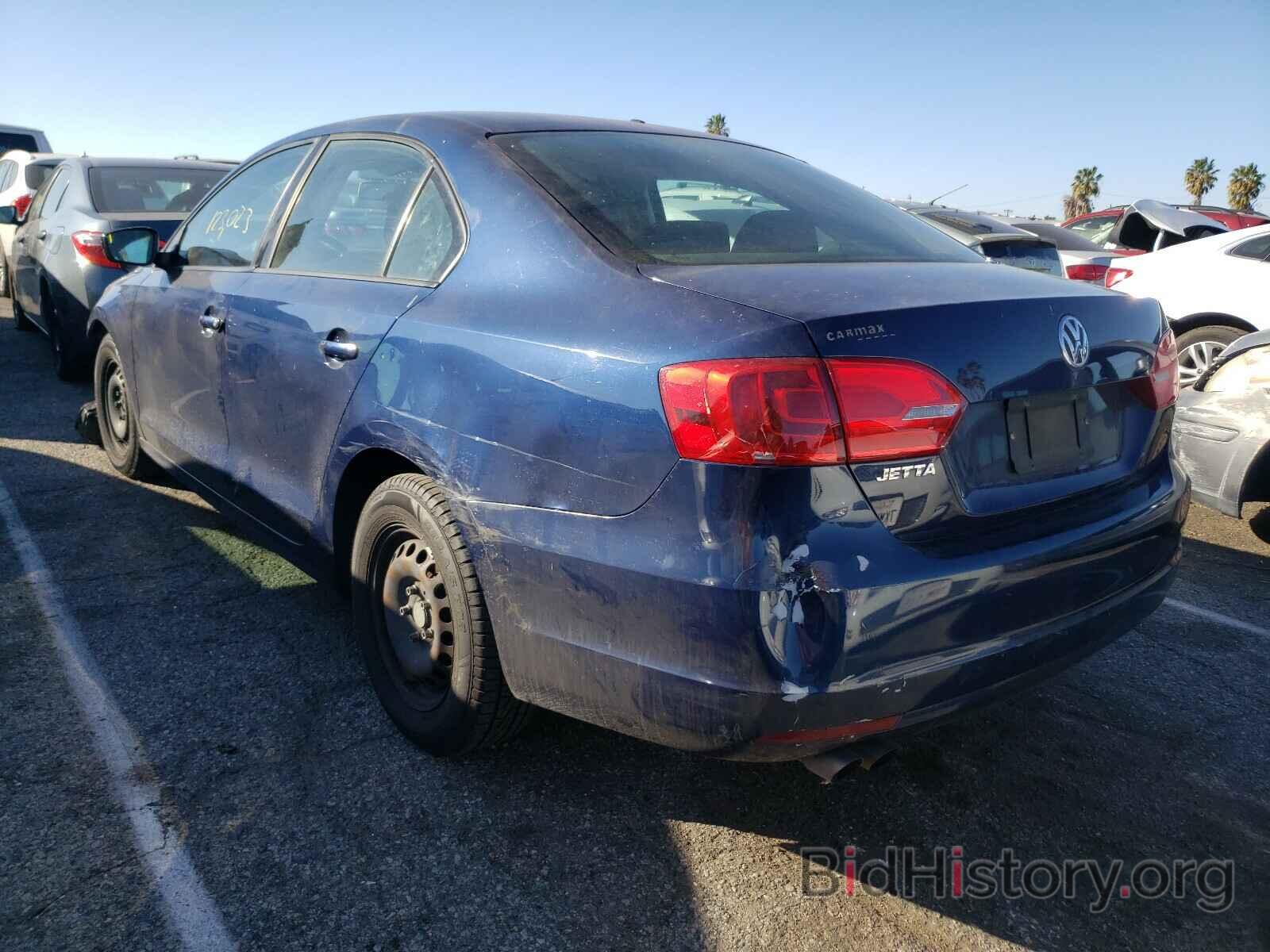 Report 3VW2K7AJ5DM350081 VOLKSWAGEN JETTA 2013 BLUE GAS