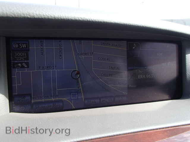 2013 LEXUS LS460 - VIN: JTHBL5EF4D5123477 - Photo 9