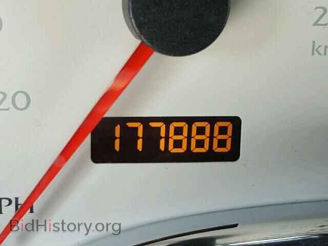 2004 SATURN VUE - VIN: 5GZCZ53484S838221 - Фото 8