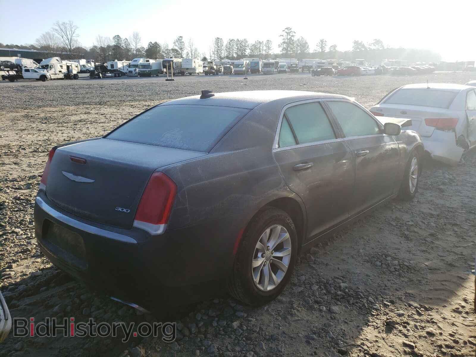 2016 CHRYSLER 300 - VIN: 2C3CCAAG8GH206988 - Фото 4