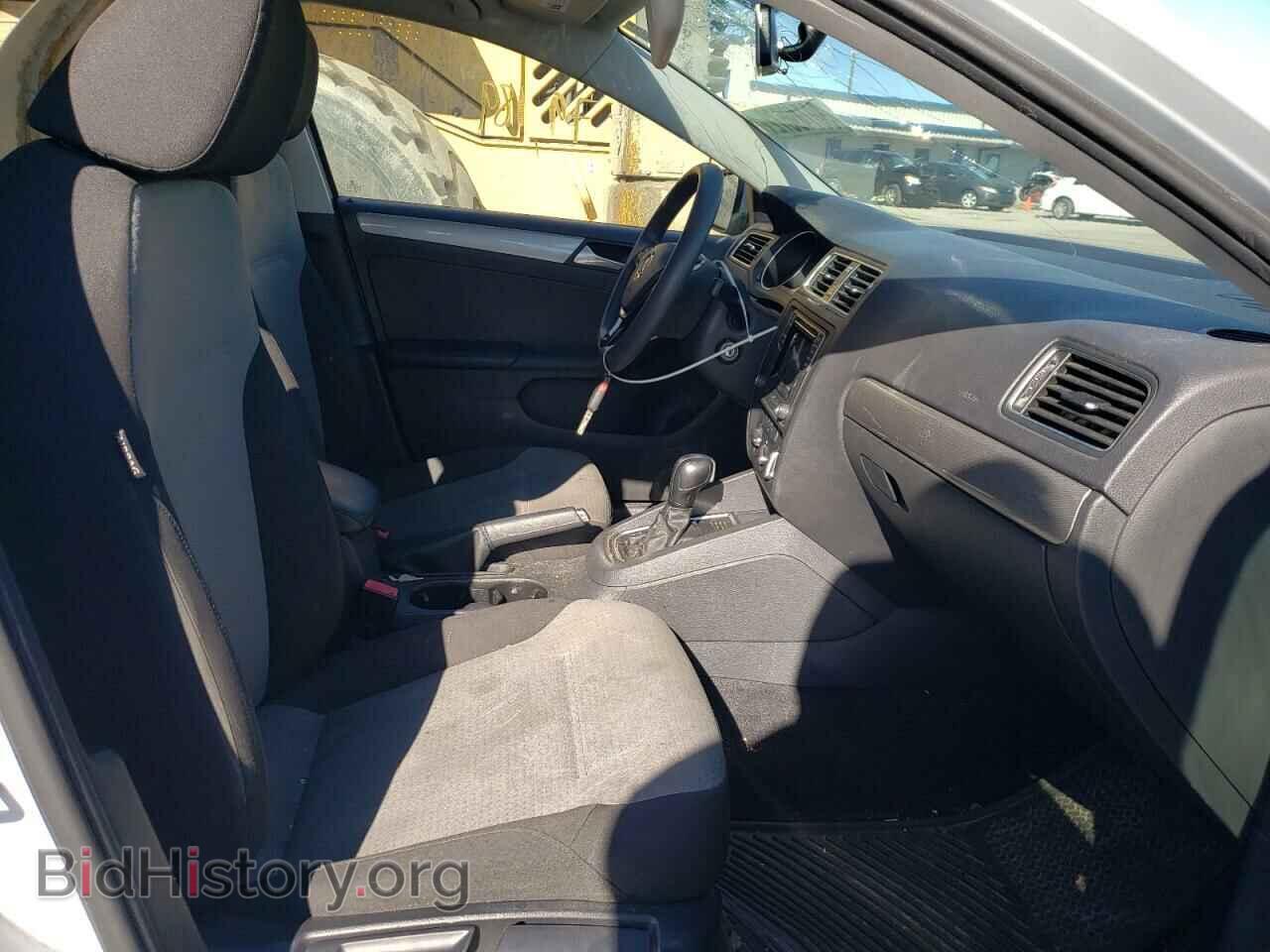 2017 VOLKSWAGEN JETTA - VIN: 3VW2B7AJ5HM376640 - Фото 5