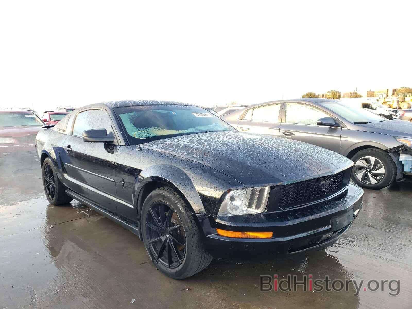 Photo 1ZVFT80N075211110 - FORD MUSTANG 2007