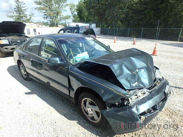 Photo 1HGCD563XVA215484 - HONDA ACCORD 1997