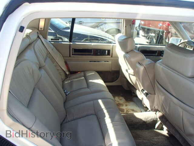 1992 CADILLAC DEVILLE - VIN: 1G6CD53B2N4252573 - Photo 6