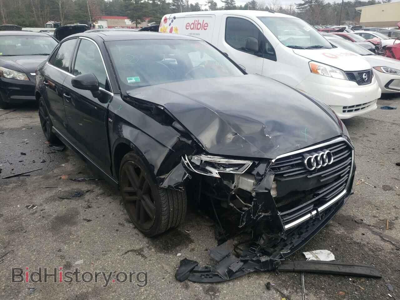 Photo WAUJ8GFF3H1007237 - AUDI A3 2017