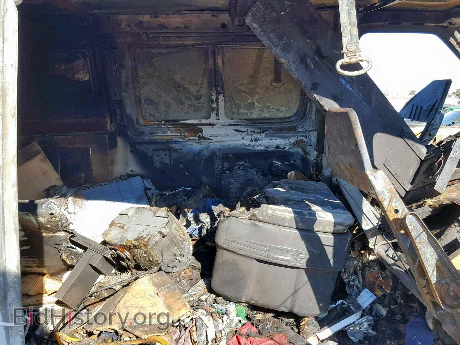 1996 FORD ECONOLINE - VIN: 1FTJS34H2THA16593 - Фото 6