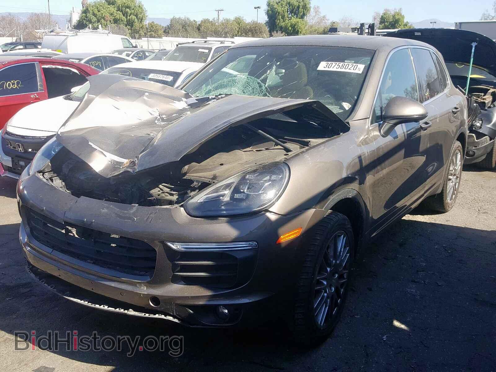 2016 PORSCHE CAYENNE - VIN: WP1AA2A28GLA11042 - Фото 2