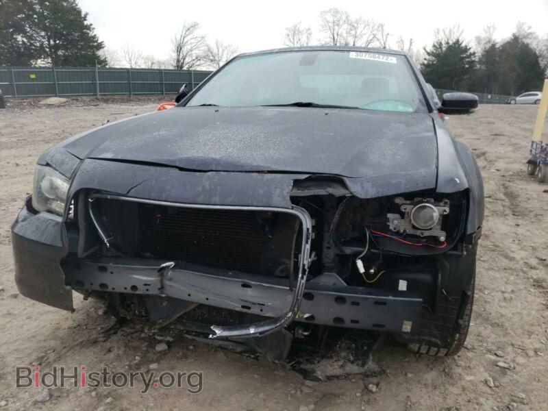 2017 Chrysler 300 (VIN 2C3CCAGG4HH553176) — photo 9 of 10
