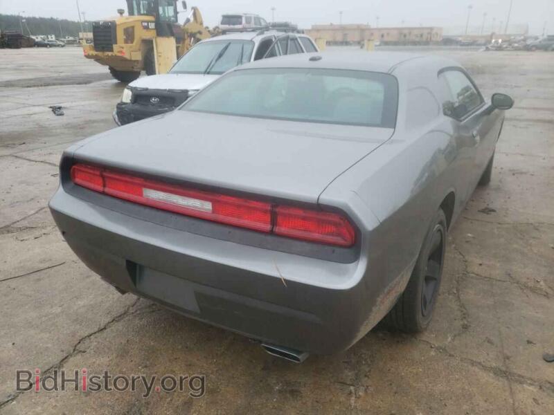 2012 Dodge CHALLENGER (VIN 2C3CDYAG9CH128351) — photo 4 of 10