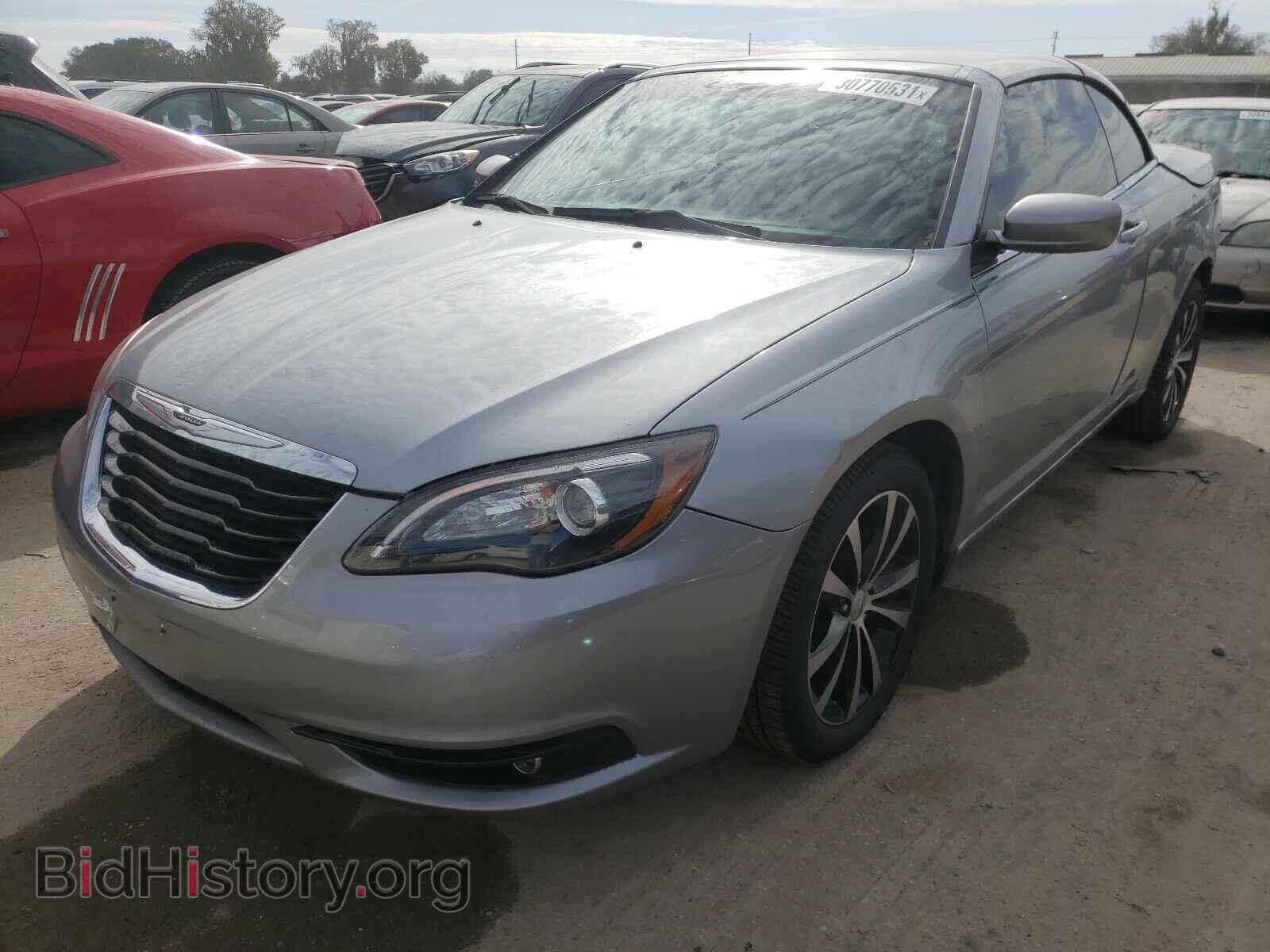 2014 CHRYSLER 200 - VIN: 1C3BCBGG3EN136300 - Фото 2