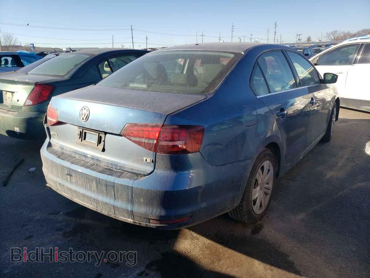 2017 VOLKSWAGEN JETTA - VIN: 3VW2B7AJ6HM411749 - Фото 4