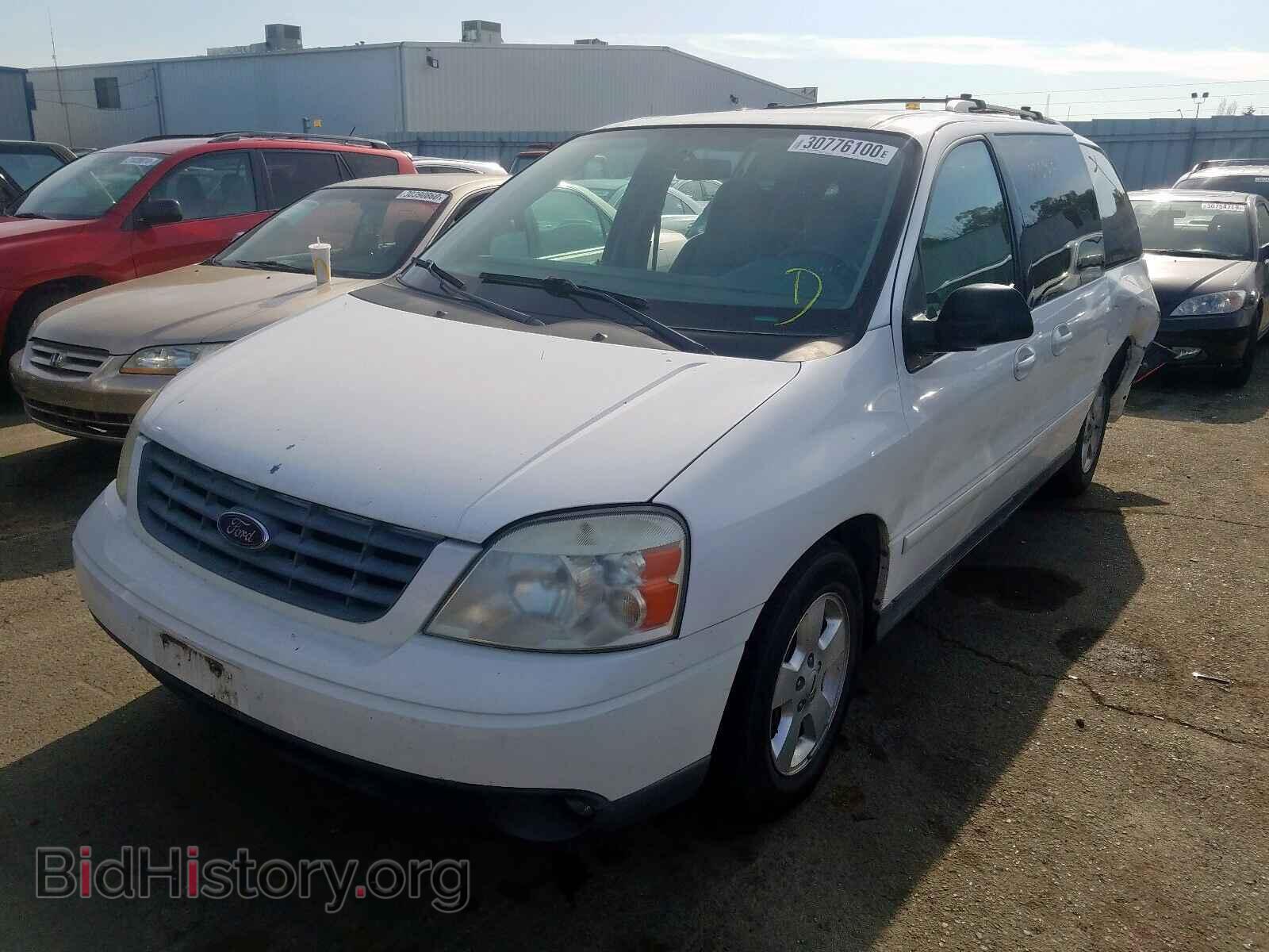 2004 FORD FREESTAR - VIN: 2FMZA57664BB04746 - Фото 2