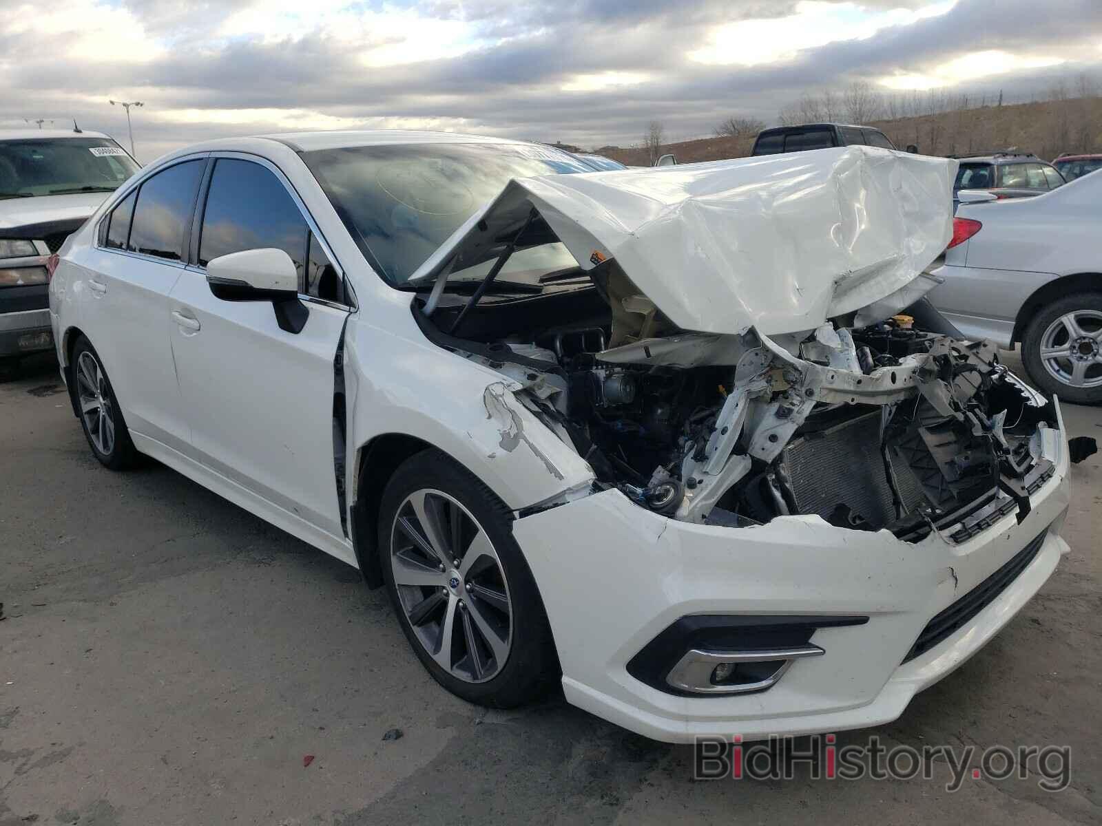 Photo 4S3BNAJ65K3023648 - SUBARU LEGACY 2019