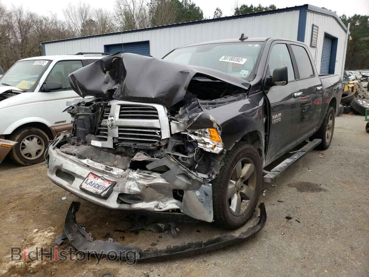 2018 RAM 1500 - VIN: 3C6RR6LT4JG210000 - Фото 2