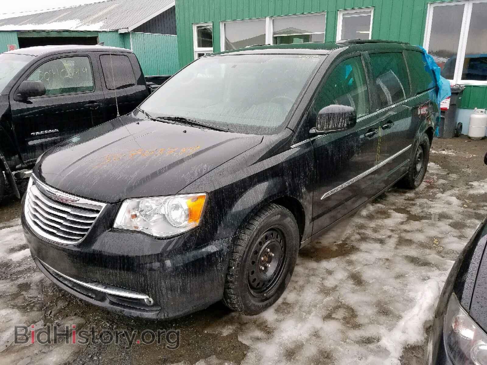 2014 CHRYSLER TOWN & COU - VIN: 2C4RC1BG7ER300002 - Фото 2