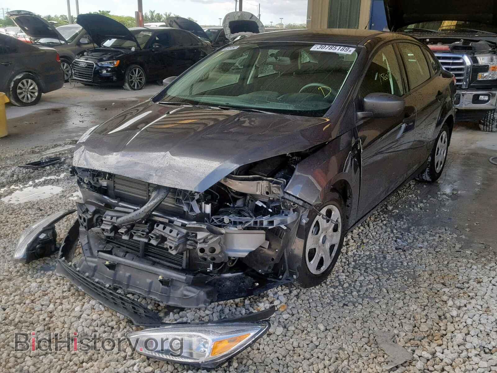2018 FORD FOCUS - VIN: 1FADP3E23JL275621 - Photo 2
