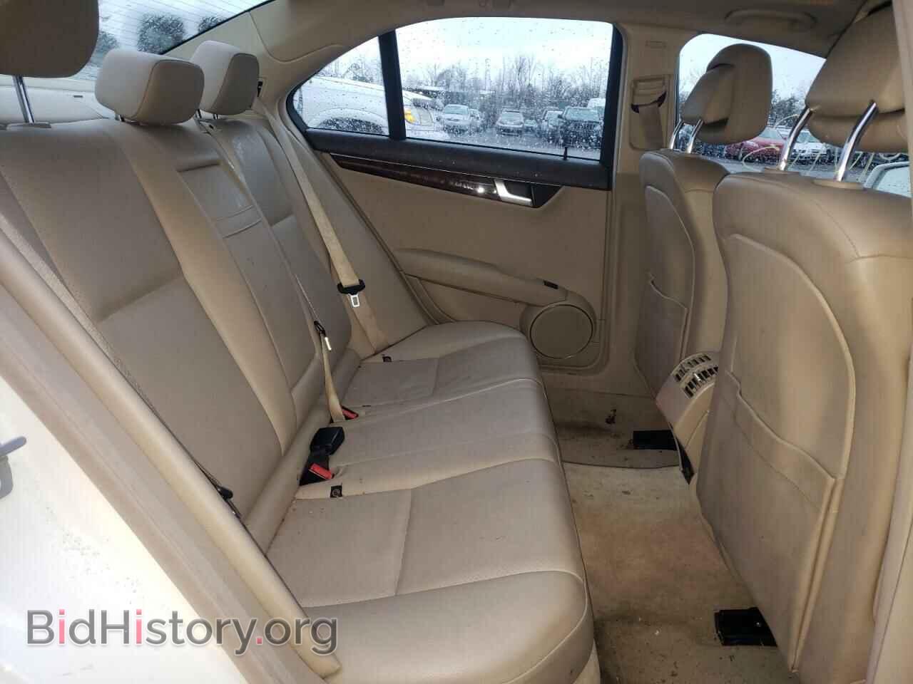 2012 MERCEDES-BENZ C-CLASS - VIN: WDDGF4HB7CA609990 - Фото 6