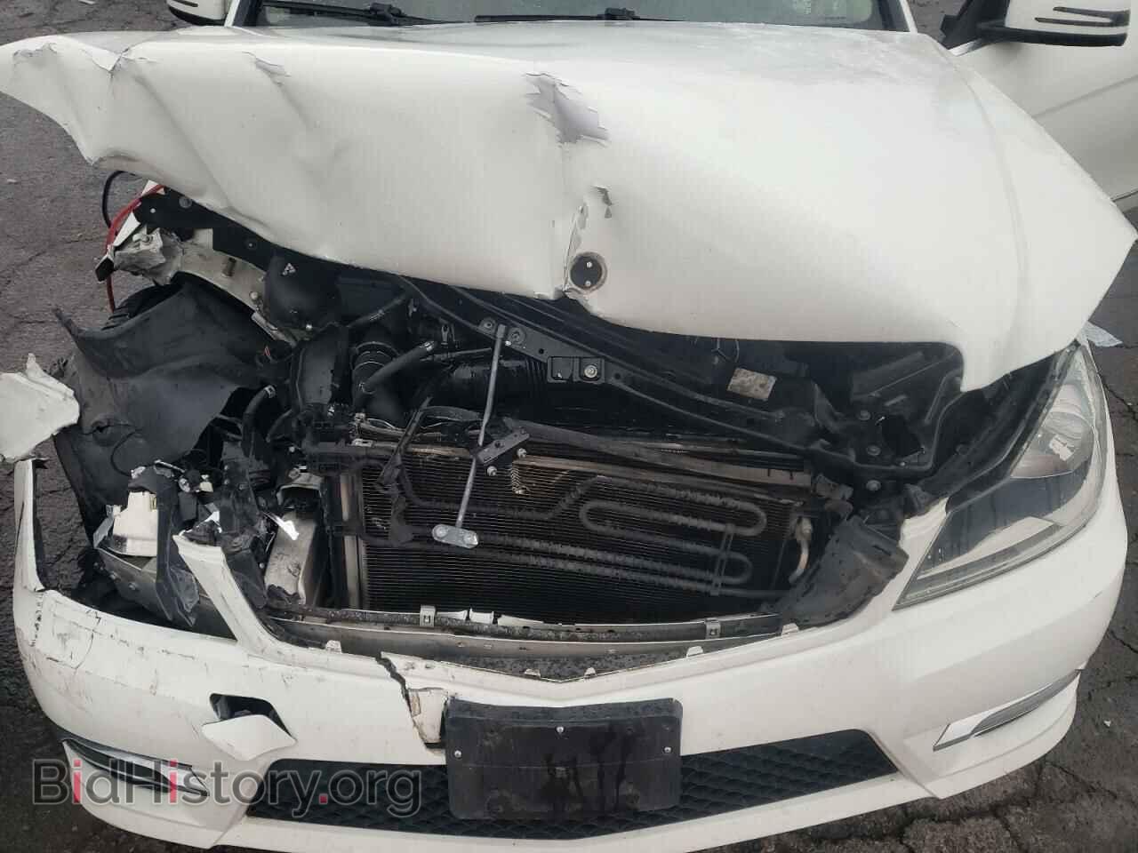 2012 MERCEDES-BENZ C-CLASS - VIN: WDDGF4HB7CA609990 - Фото 7