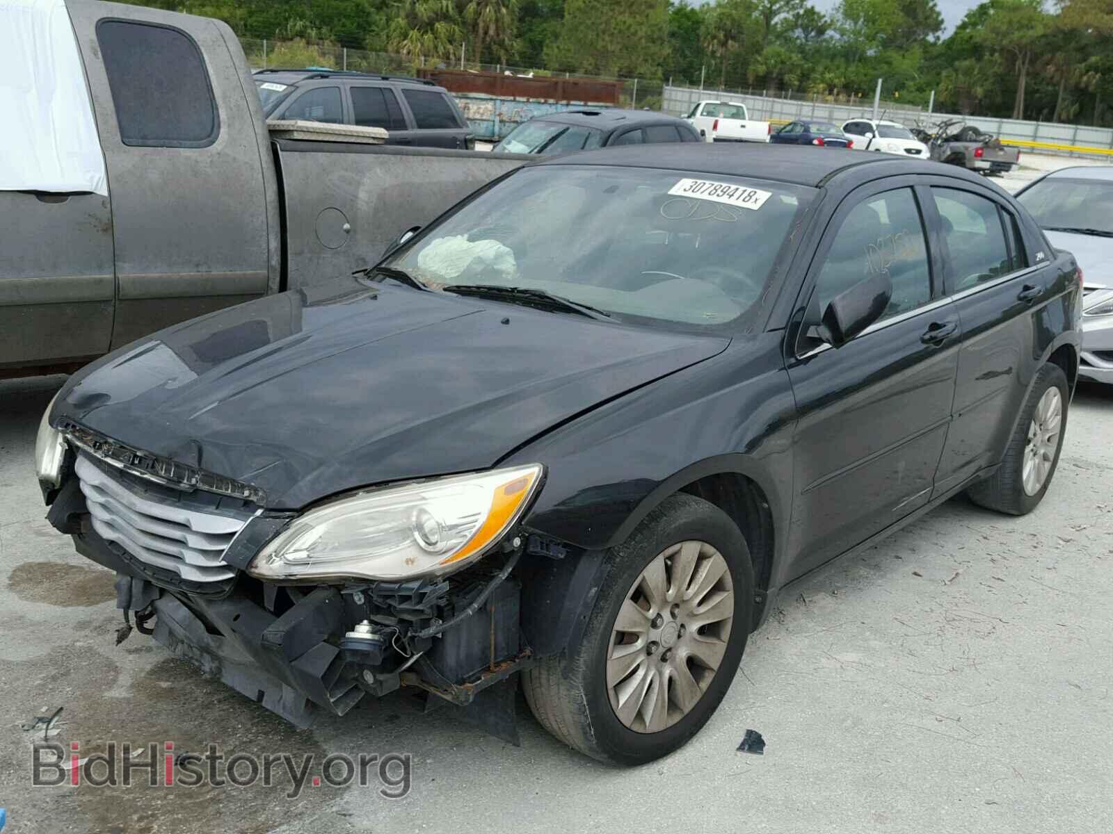2011 CHRYSLER 200 - VIN: 1C3BC4FB1BN515700 - Фото 2