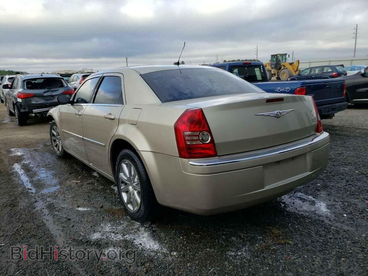 2008 CHRYSLER 300 - VIN: 2C3KA33G28H294772 - Фото 3