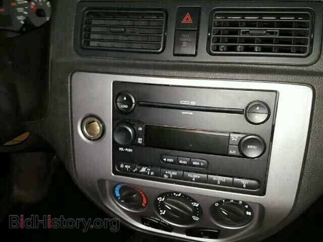 2005 FORD FOCUS - VIN: 3FAFP31N05R104857 - Фото 9
