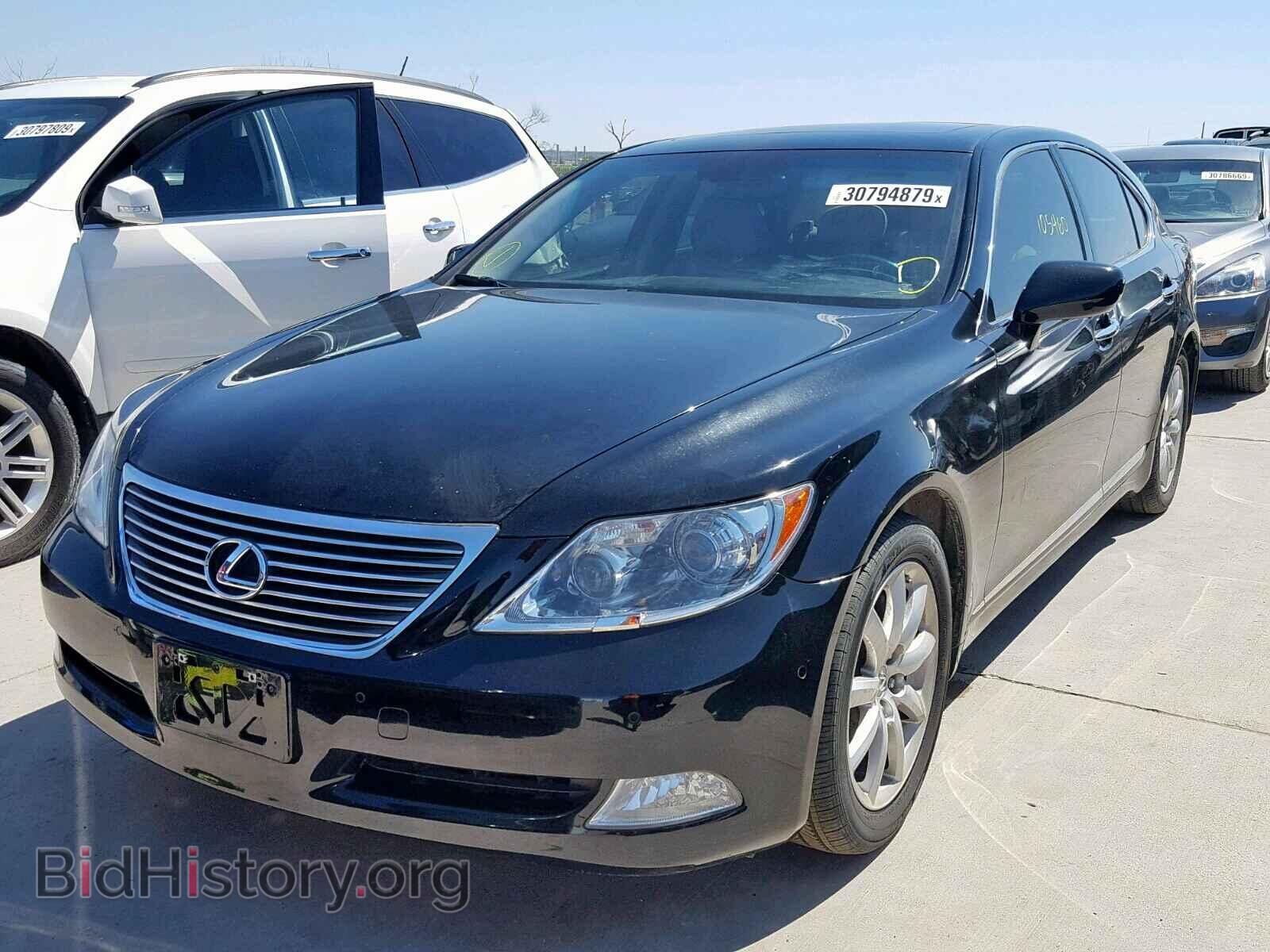 2008 LEXUS LS460 - VIN: JTHBL46F185076228 - Photo 2