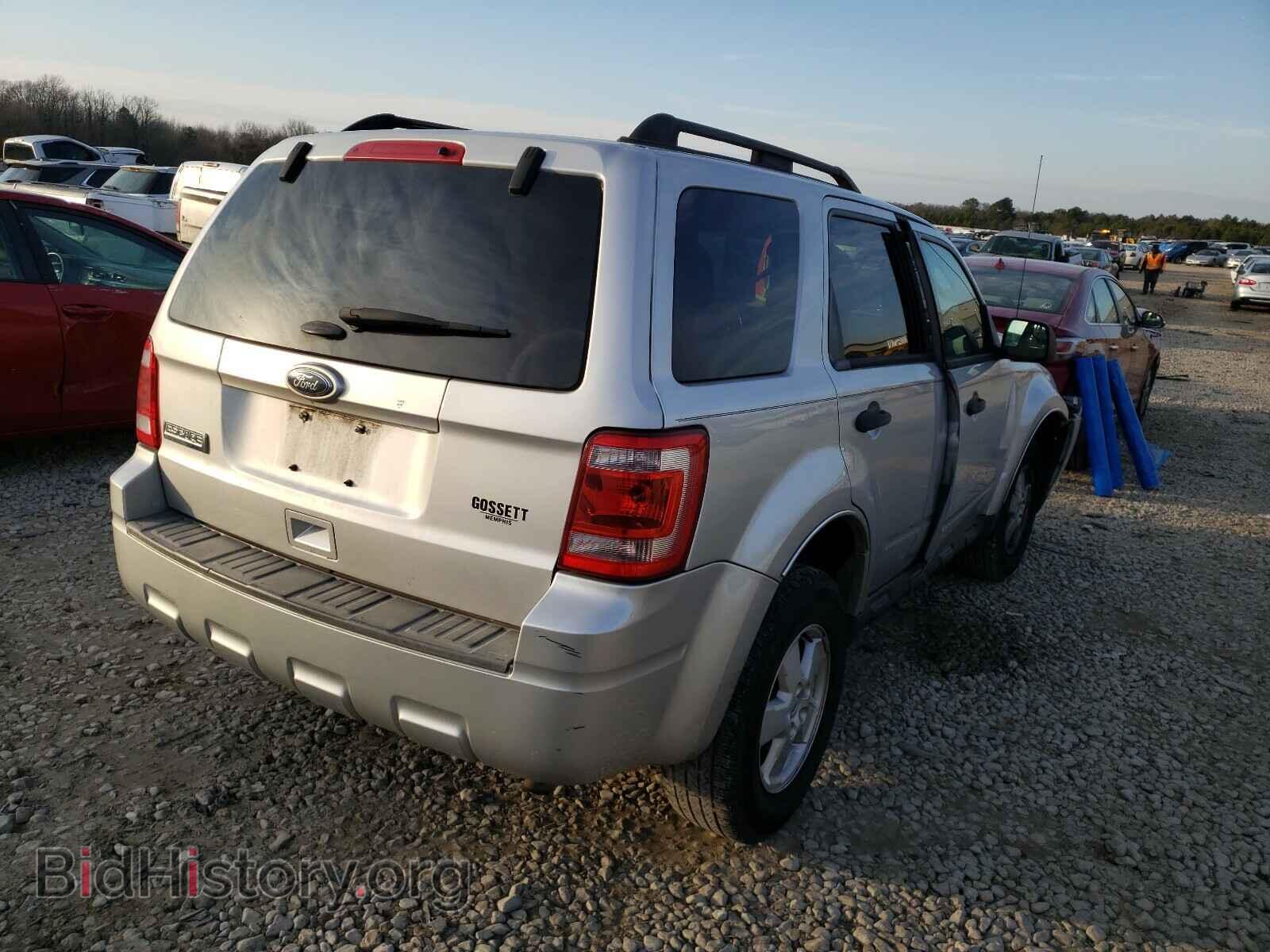 2011 FORD ESCAPE - VIN: 1FMCU0D7XBKB74685 - Photo 4
