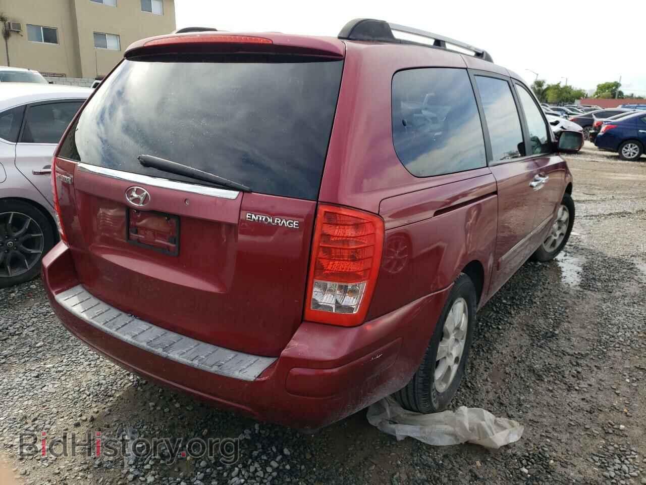 2007 HYUNDAI ENTOURAGE - VIN: KNDMC233376025931 - Фото 4