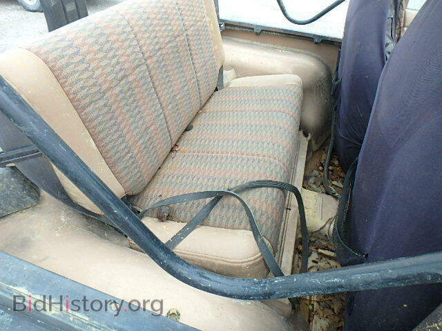 2000 JEEP WRANGLER - VIN: 1J4FA29P4YP737251 - Фото 6