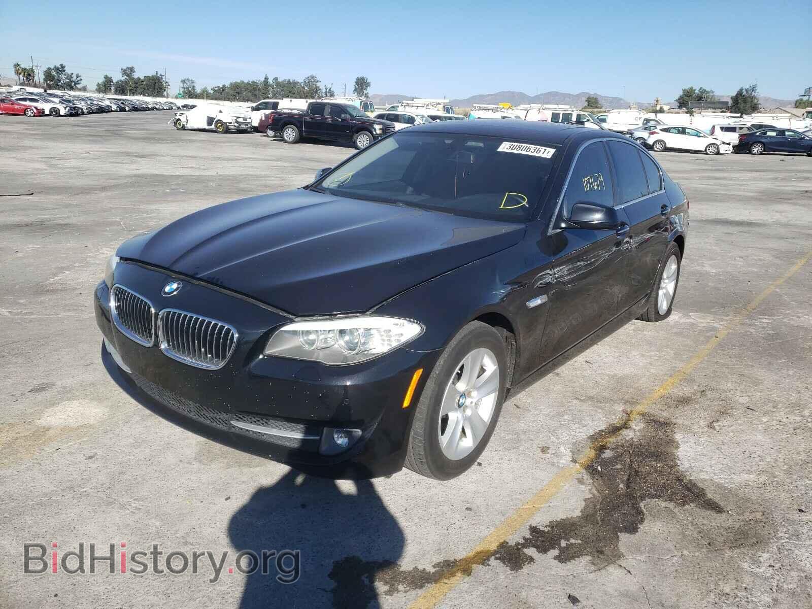 2012 BMW 5 SERIES - VIN: WBAXG5C58CDW66130 - Фото 2