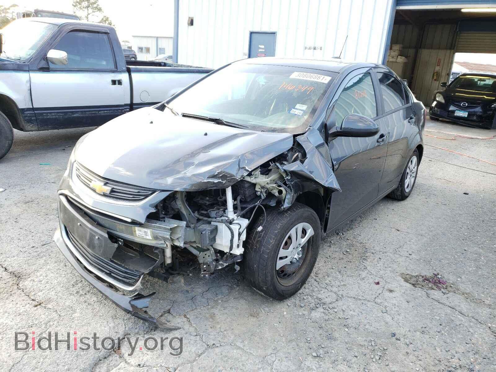 2017 CHEVROLET SONIC - VIN: 1G1JB5SH8H4146349 - Фото 2