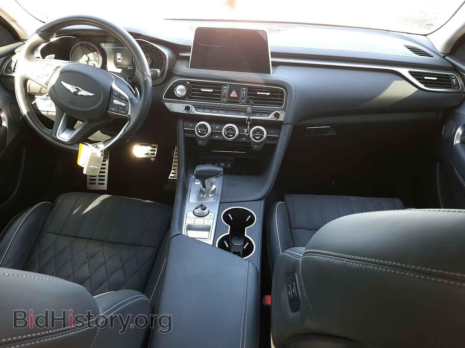 2019 GENESIS G70 - VIN: KMTG34LE6KU027432 - Фото 9
