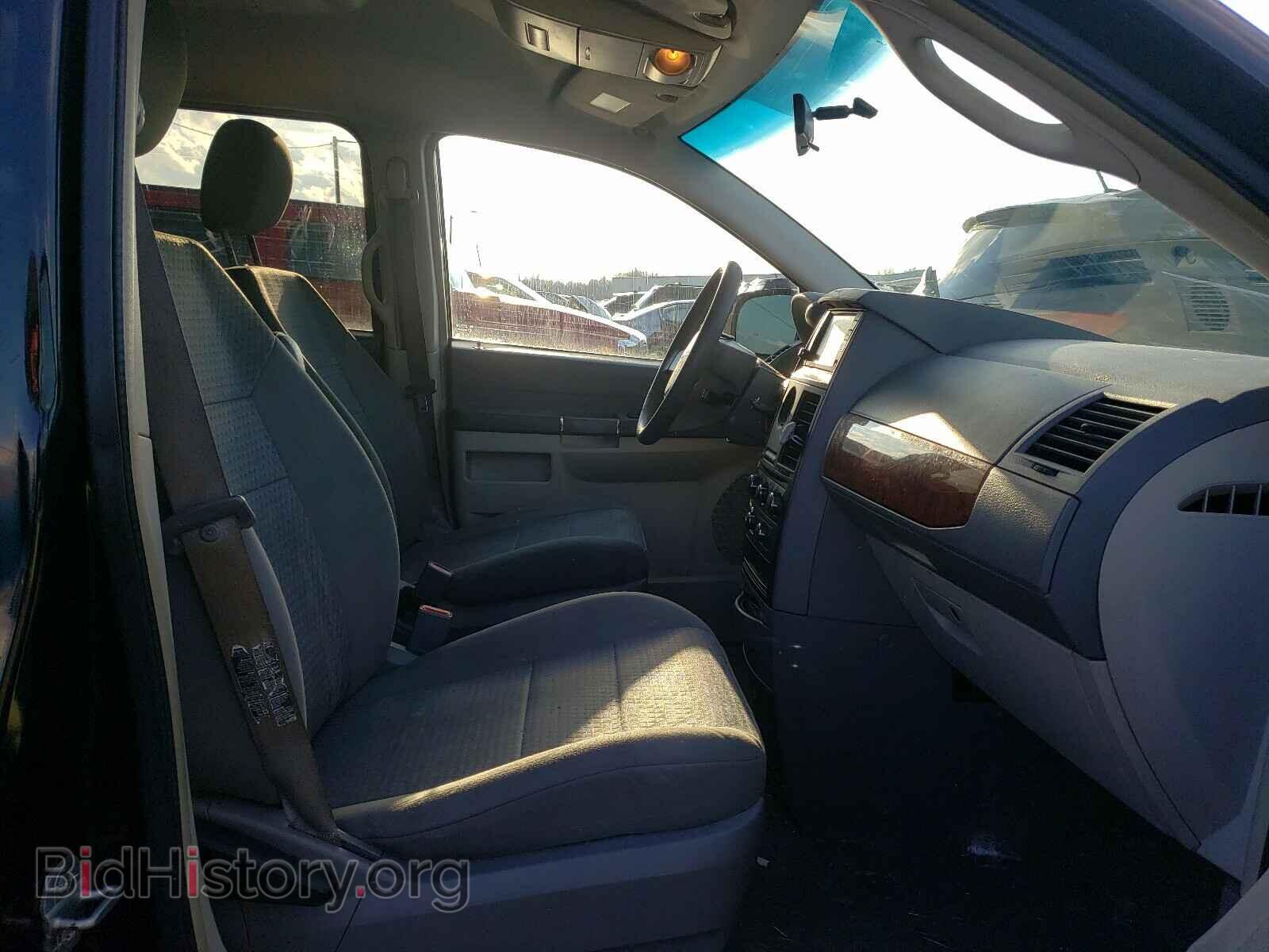 2008 CHRYSLER MINIVAN - VIN: 2A8HR44H38R711914 - Фото 5