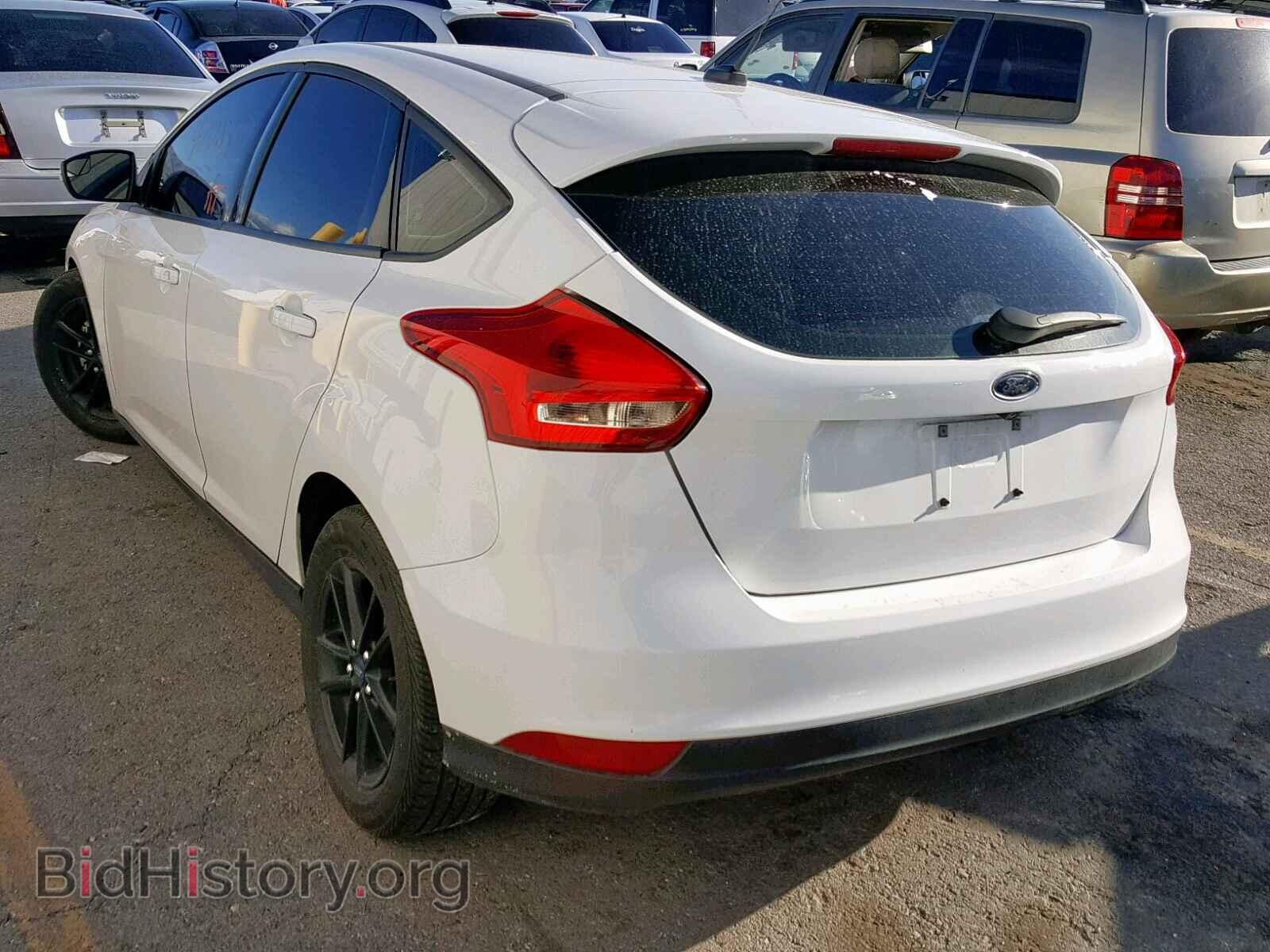 2016 FORD FOCUS SE - VIN: 1FADP3K2XGL270641 - Фото 3