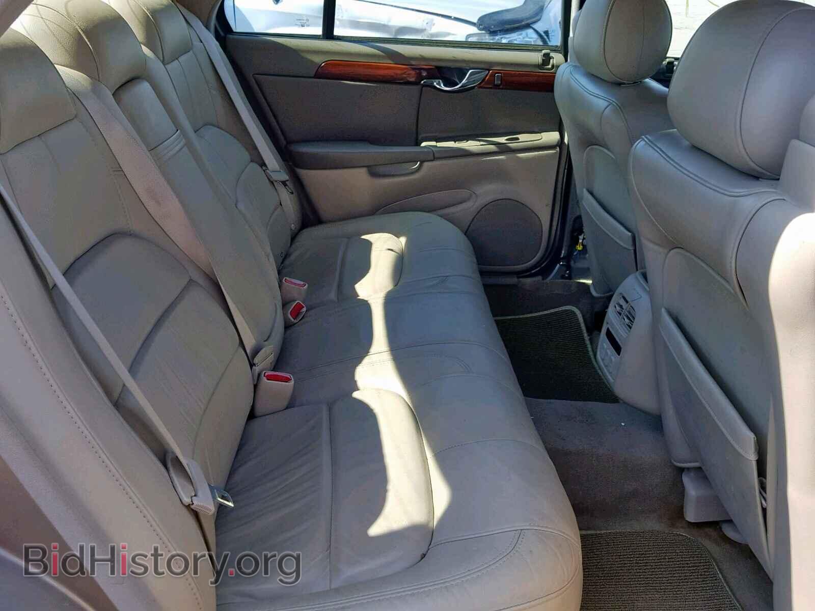 2004 CADILLAC DEVILLE - VIN: 1G6KD54Y94U217610 - Photo 6