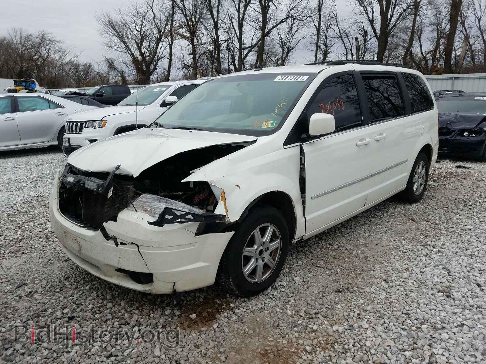 2010 CHRYSLER MINIVAN - VIN: 2A4RR5D15AR104336 - Фото 2