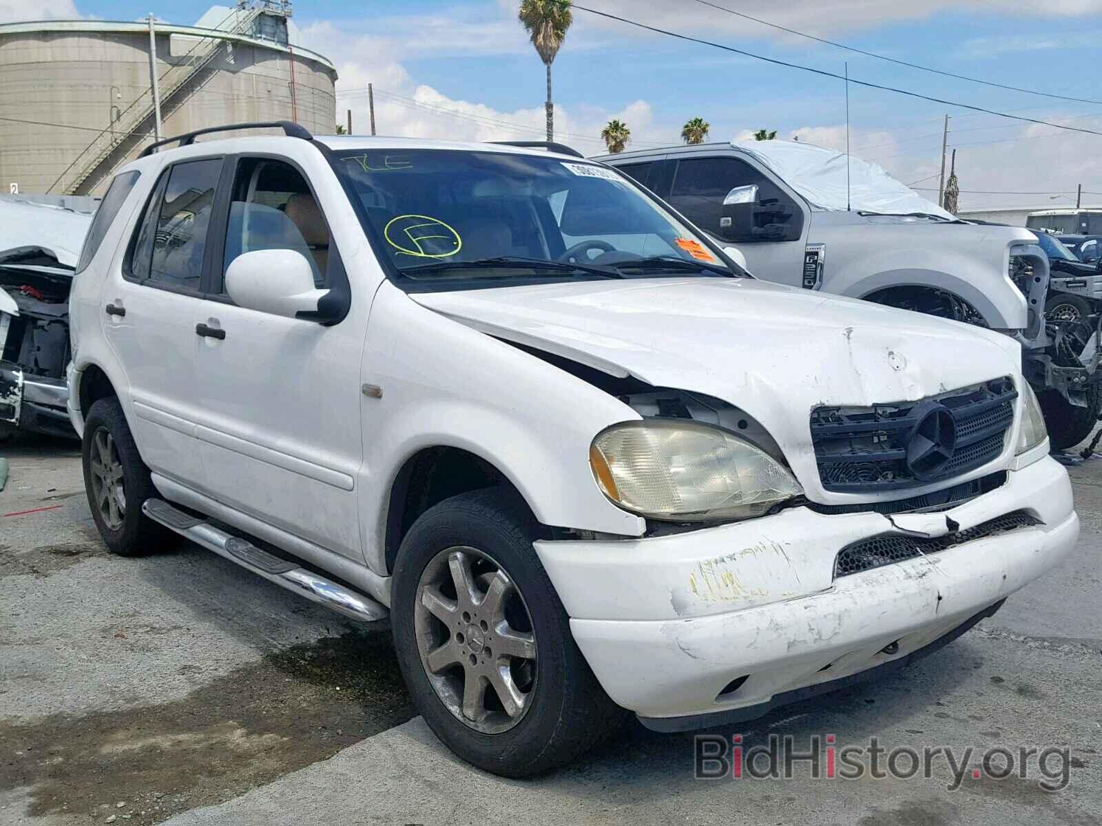 Photo 4JGAB54E81A222570 - MERCEDES-BENZ ML 320 2001